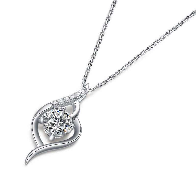 Chic Geometric Pendant Necklace for Stylish Women