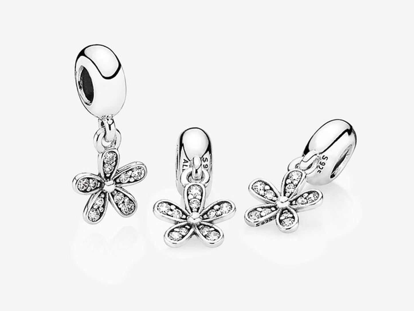 Dazzling Daisy Bloom Charm