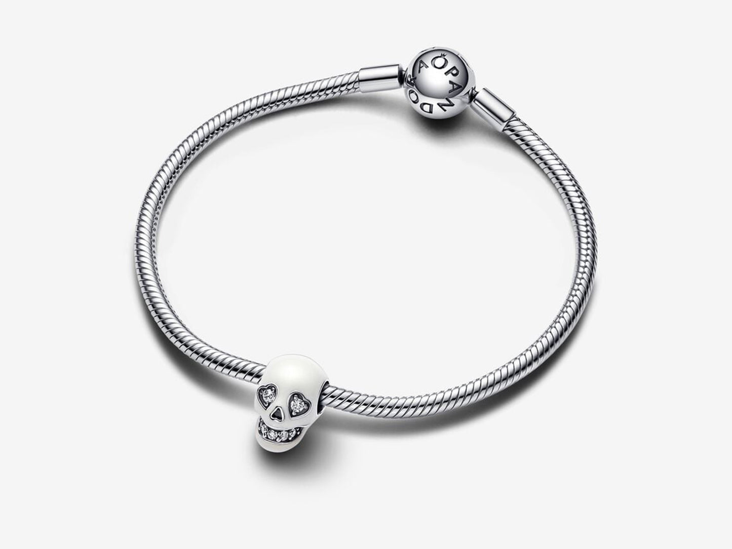 Glow-in-the-dark Sparkling Skull Charm