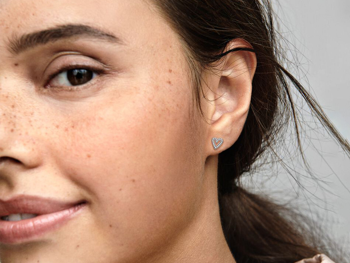 Sparkling Freehand Heart Stud Earrings
