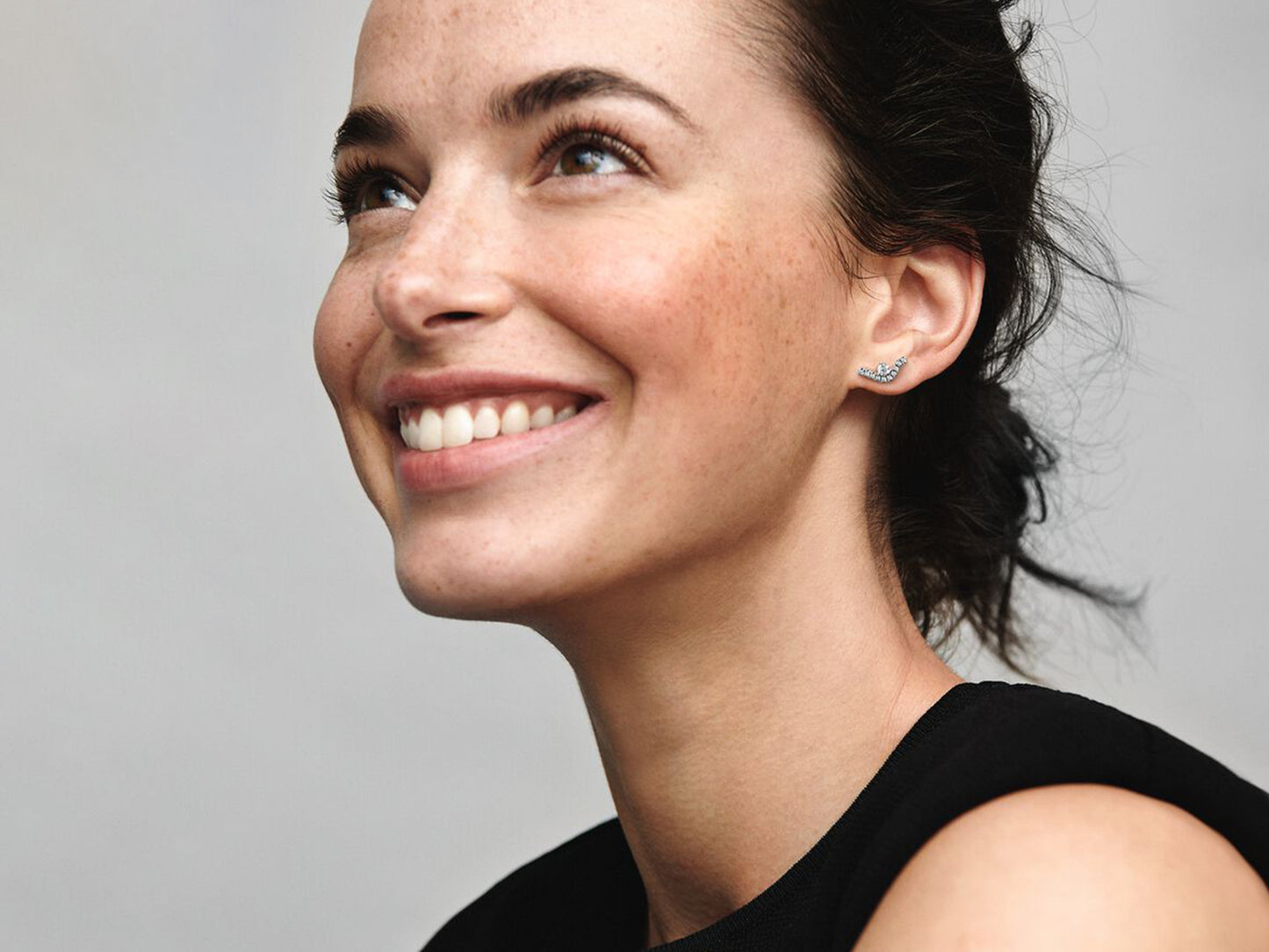 Timeless Wave Stud Earrings