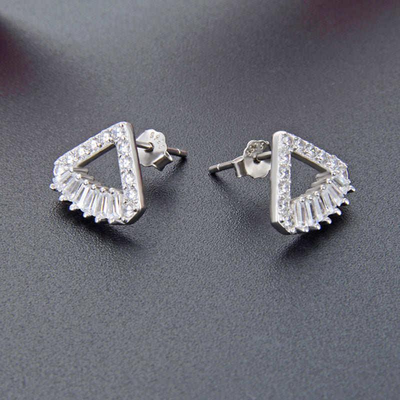 S925 Sterling Silver Gold-Plated Fortune Toad Stud Earrings - 2g Elegant OL Style with Plastic Ear Backs, Chinese Motif