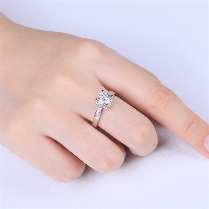 1CT Moissanite Bullhead Four-Prong Engagement Ring - 925 Sterling Silver Solitaire Ring