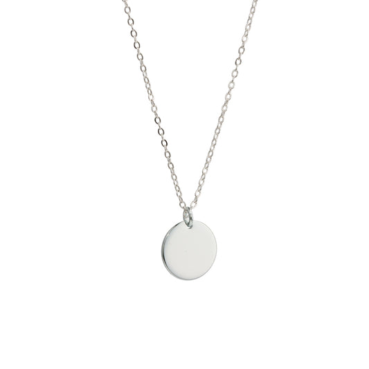 Elegant O-Chain Necklace Featuring Circular Geometric Pendant