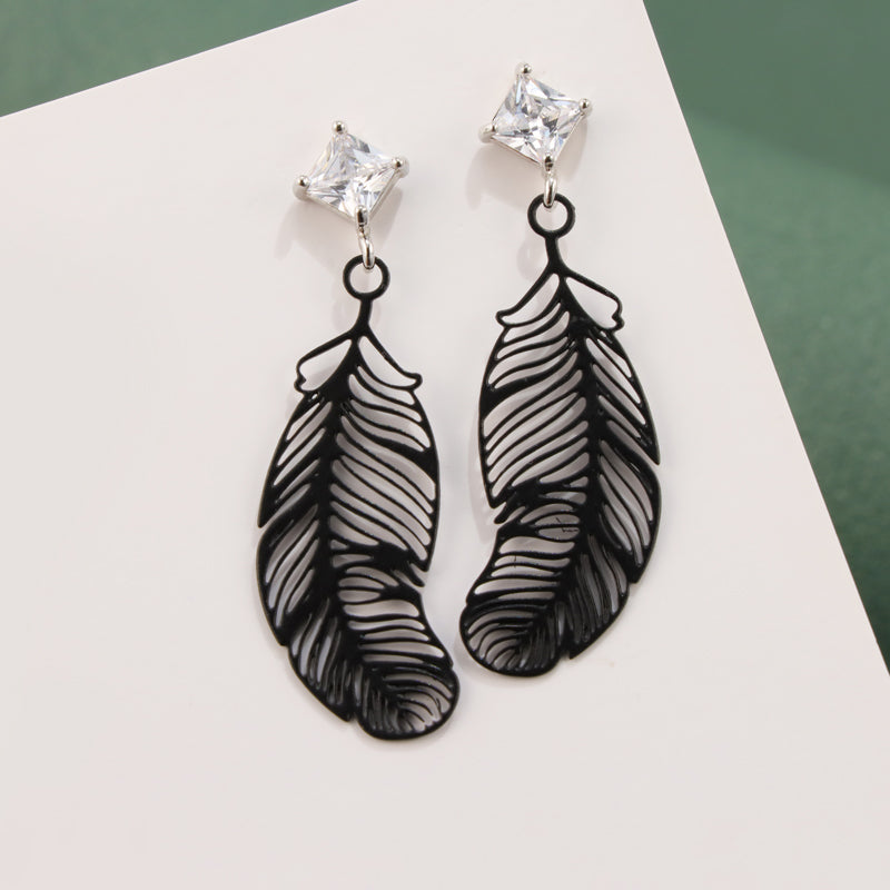 Handcrafted Copper Leaf Earrings - Unique Asymmetric Design for Women