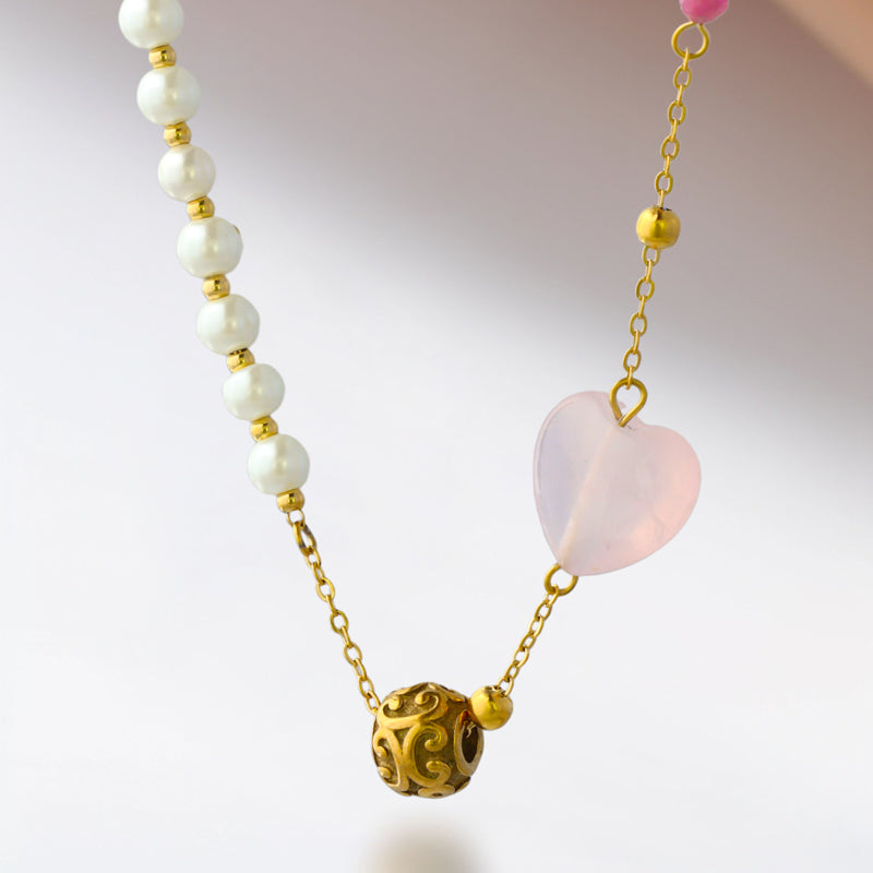 Love-themed O-Chain Necklace with Heart-shaped Pendant Natural Stone and Pearl
