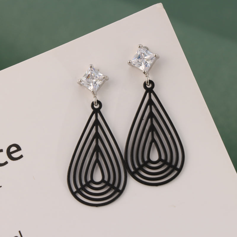 Classic Black Teardrop Earrings - Symmetrical and Asymmetrical Design