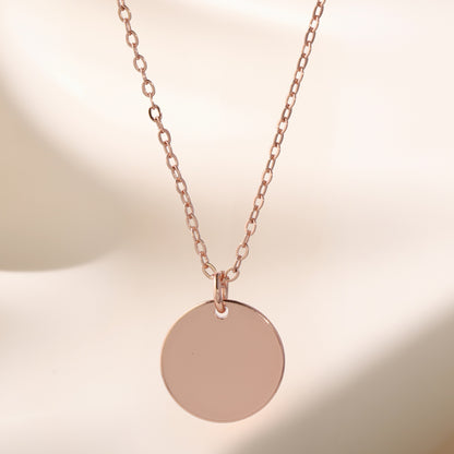 Fashionable Copper Alloy Necklace with Round Geometric Pendant
