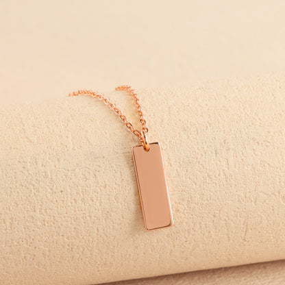Rose Gold Square Pendant O-Shaped Necklace
