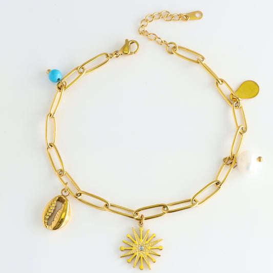 Fashionable Sun and Shell Jewelry