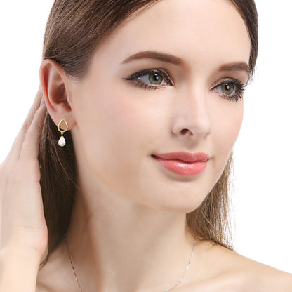 S925 Sterling Silver Lucky Cat Stud Earrings - Gold Plated Japanese Fortune Earrings with Plastic Backs