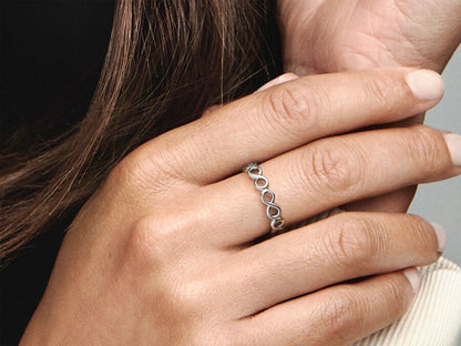 Simple Infinity Band Ring