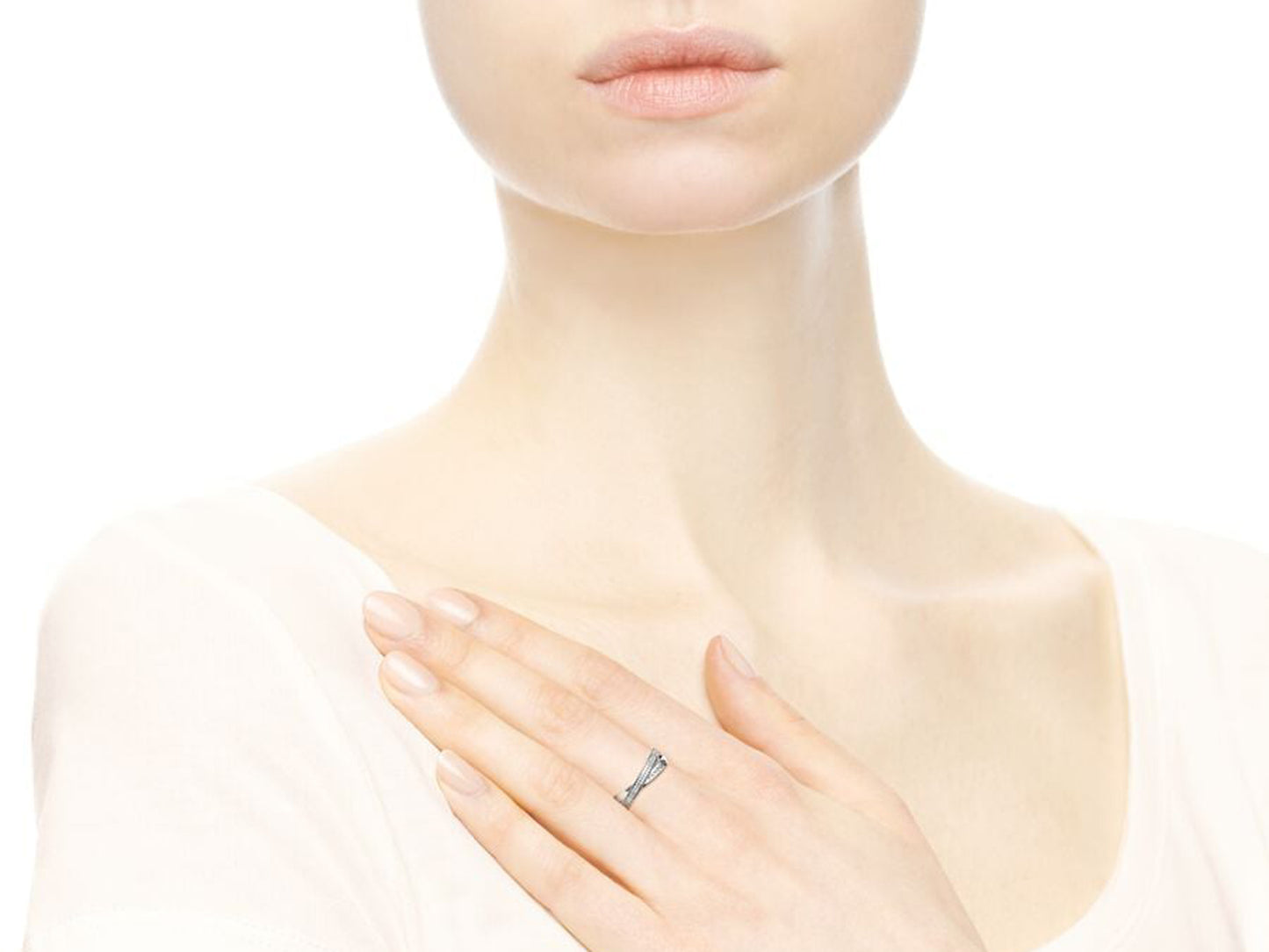 Intertwined Pandora Logo and Pavé Ring