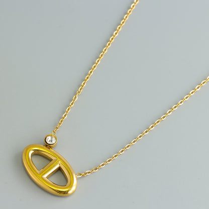 Minimalist Gold O-Chain Necklace with Elliptical Pendant