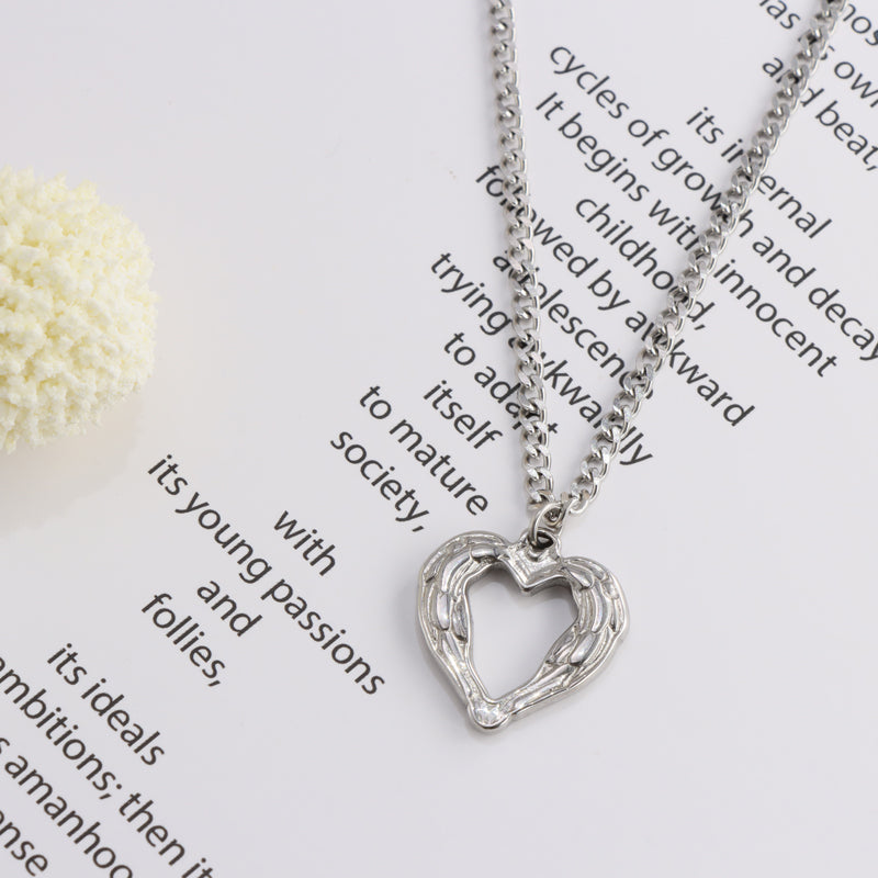 Elegant Heart Pendant Chopin Chain Necklace