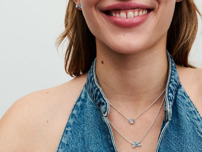 Disney Cinderella's Carriage Collier Necklace