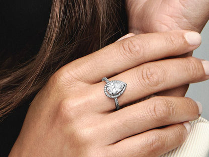 Sparkling Pear Halo Ring