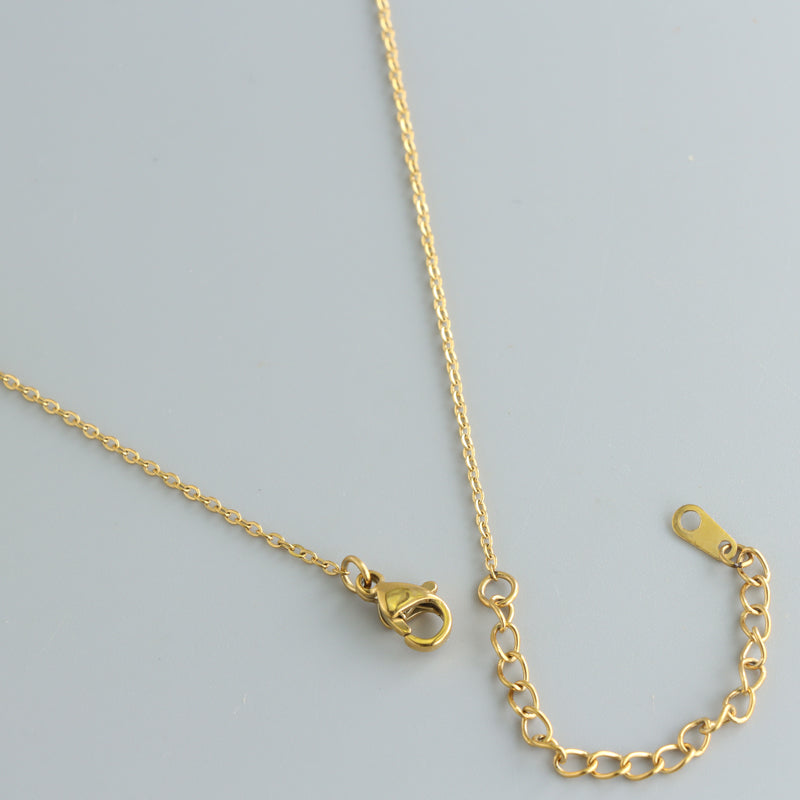 Gold Stainless Steel O-Chain Necklace with Green Four-Leaf Clover Pendant