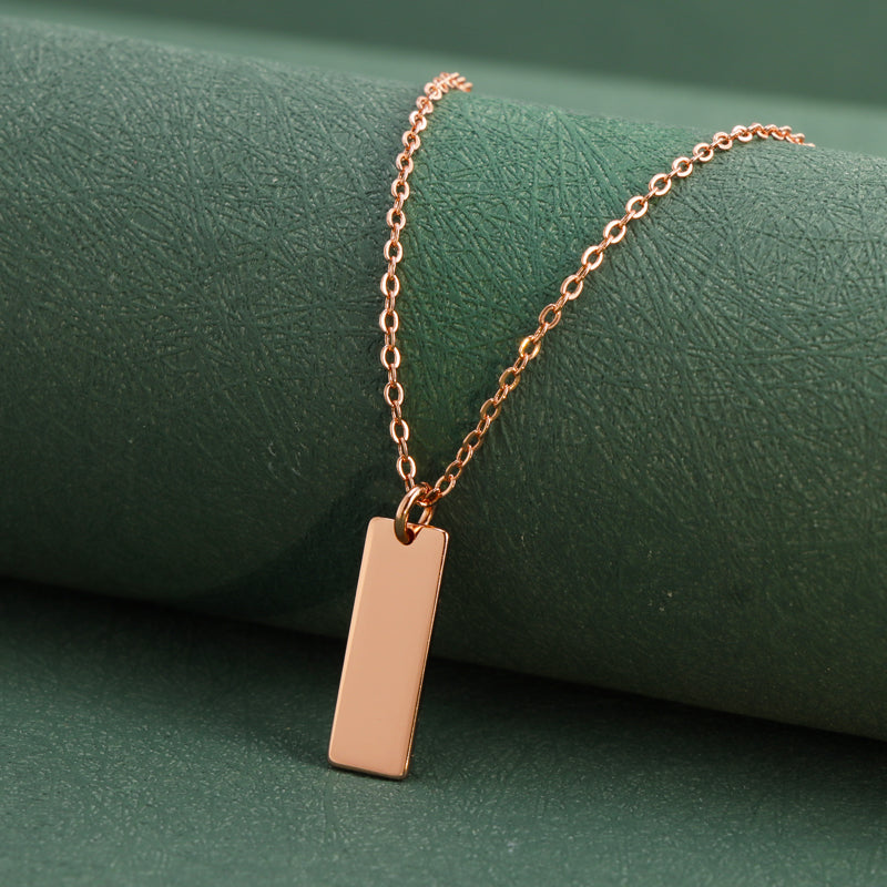 Rose Gold Square Pendant O-Shaped Necklace