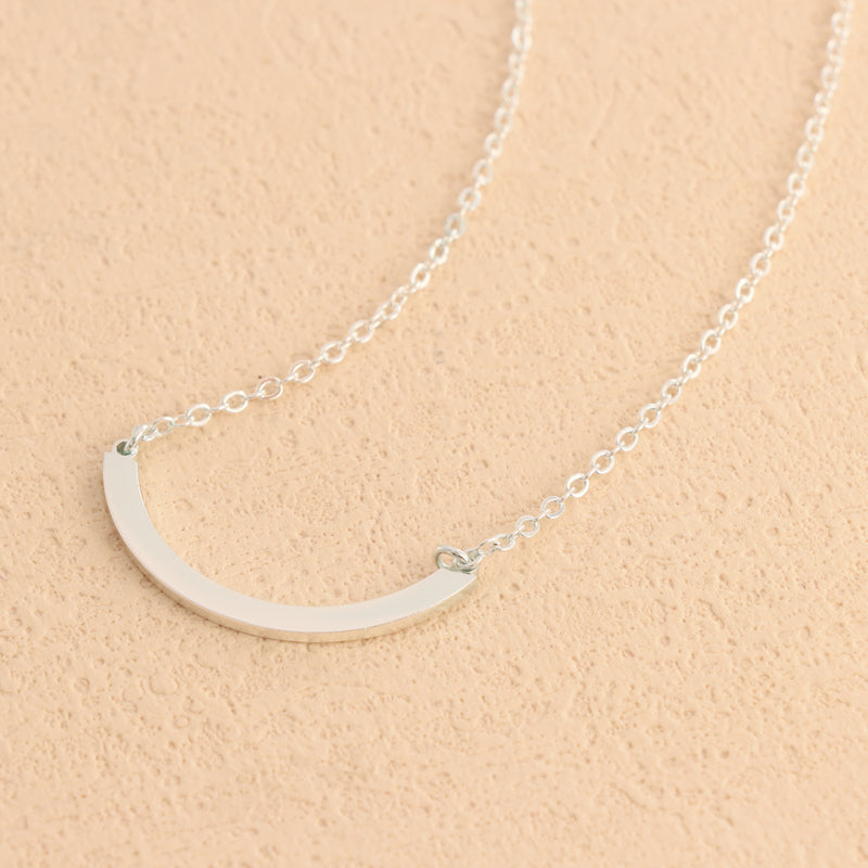 Stylish Pendant Silver O-Shaped Necklace