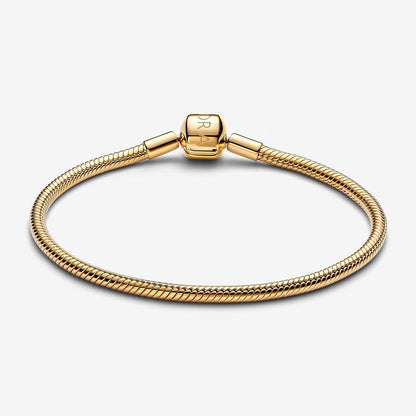 Iconic Barrel Clasp Bracelet