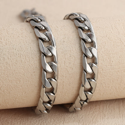 Streamlined Design Silver Chopin Chain Necklace