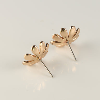 Red Copper Daisy Stud Earrings