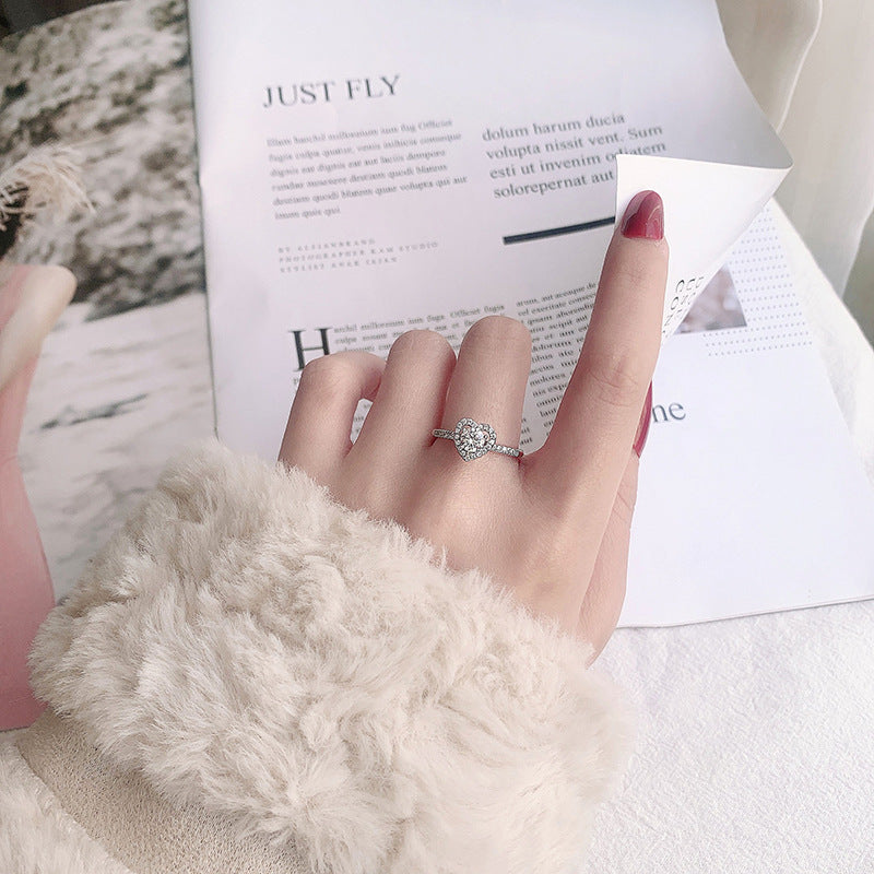 925 Silver Heart Ring with 0.5 Carat Moissanite Elegant Light Luxury Jewelry for Women Size 5-8 White Gold Plated