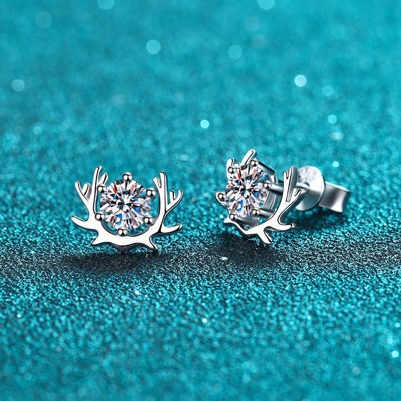 925 Sterling Silver "Always With You" Floral Stud Earrings - 0.50ct Moisanite Prong Set (1ct/Pair)