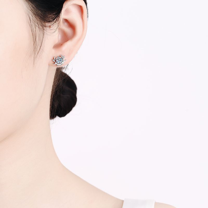 925 Sterling Silver "Always With You" Floral Stud Earrings - 0.50ct Moisanite Prong Set (1ct/Pair)