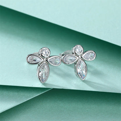 925 Sterling Silver Bee & Clover Stud Earrings – Whimsical Nature-Inspired Zircon Design