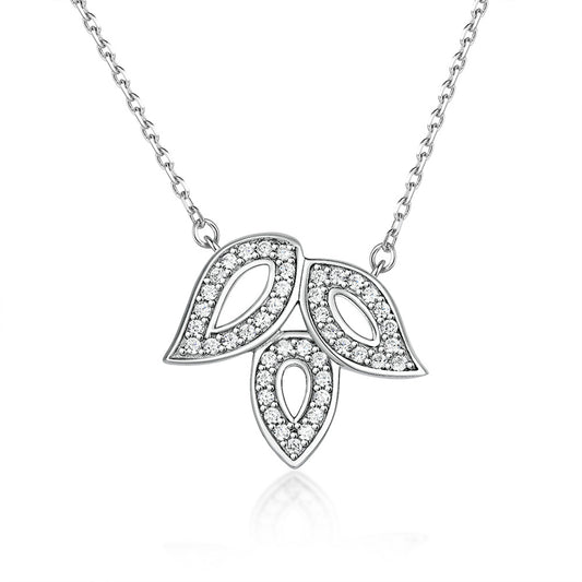 925 Sterling Silver Clover Leaf Pendant Necklace - Elegant Nature-Inspired Collarbone Chain