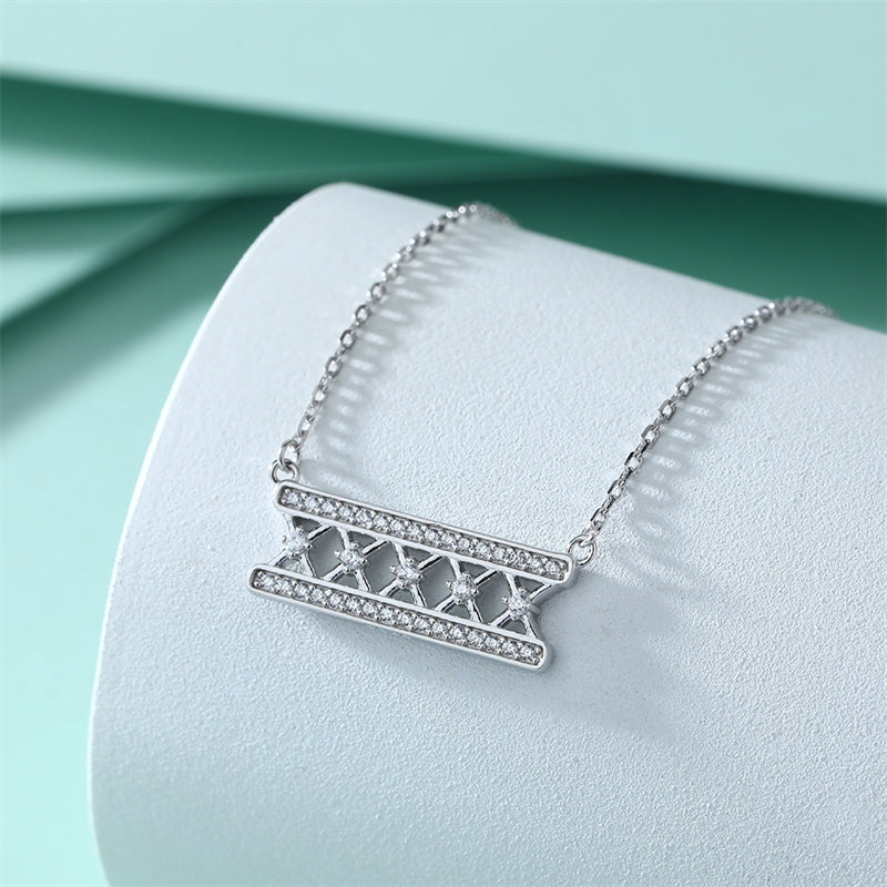 925 Sterling Silver Dreamcatcher Crown Pendant Necklace - Bohemian Elegance Collarbone Chain