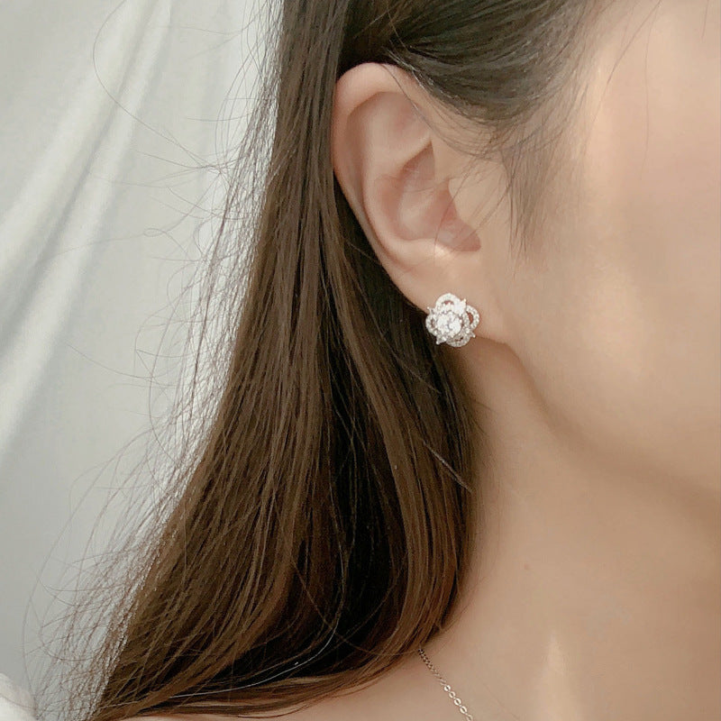 925 Sterling Silver Floral Stud Earrings with 0.5ct Moissanite Elegant European Style Jewelry for Women