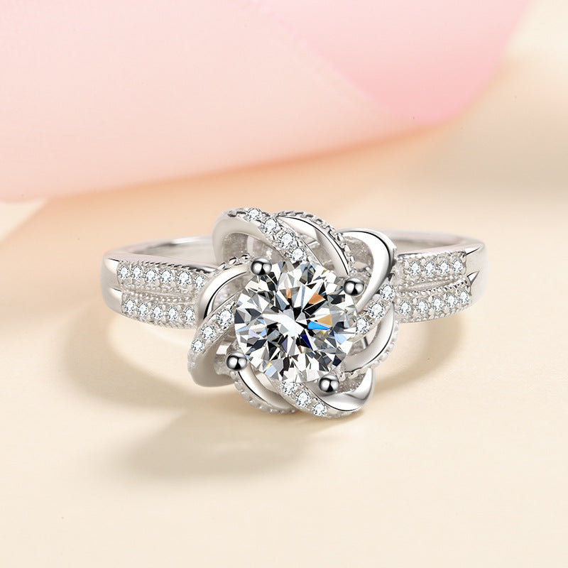925 Sterling Silver Fountain-Set Moissanite Ring with Floral Design (1ct & 2ct Options)