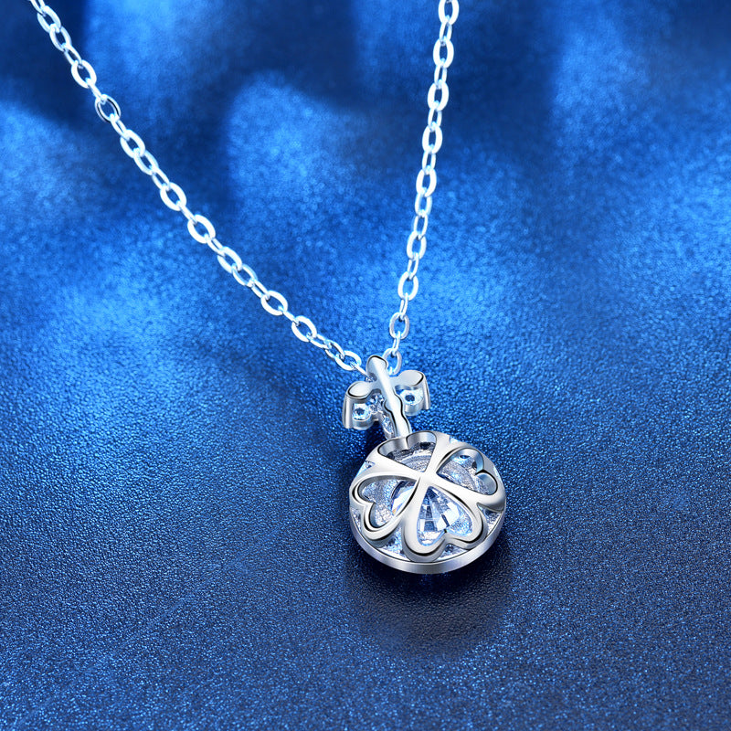 925 Sterling Silver Four-Leaf Clover Pendant Necklace with 1ct Moissanite Cross Chain Women's Original Design Jewelry