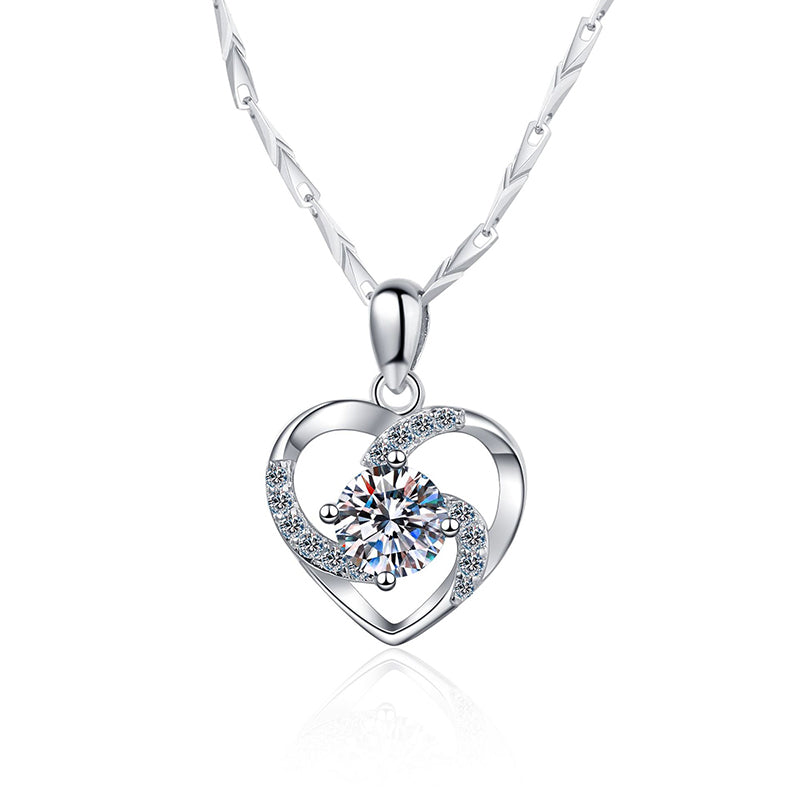 925 Sterling Silver Heart Pendant Necklace - 0.8CT Moissanite Short Collarbone Chain
