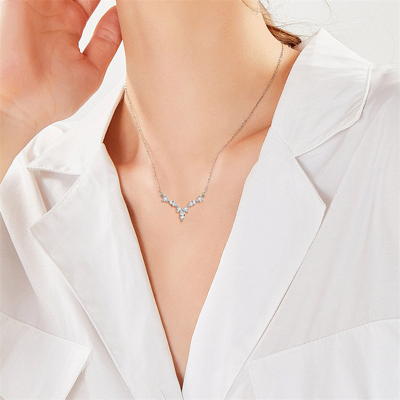 925 Sterling Silver Heart Pendant Necklace with Zirconia - Elegant Chanel-Style Collarbone Chain