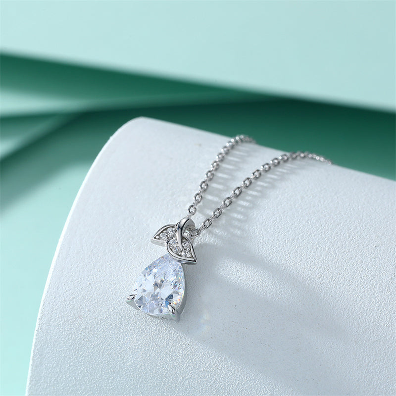 925 Sterling Silver Leaf Pendant Necklace - Elegant Teardrop Collarbone Chain