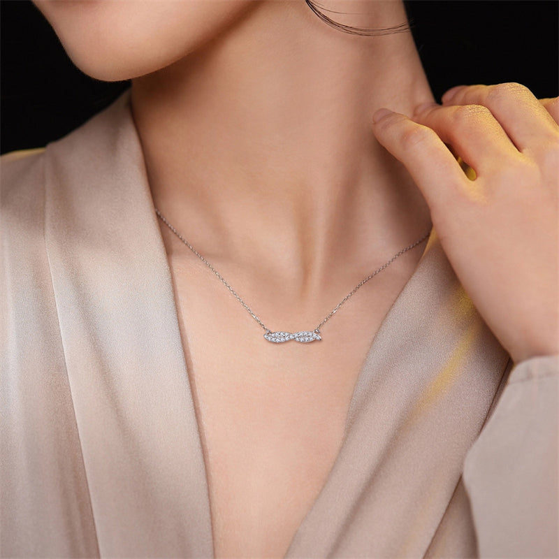 925 Sterling Silver Leaf Pendant Necklace - Nature-Inspired Botanical Jewelry