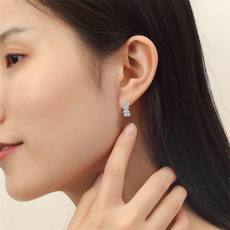 925 Sterling Silver Leaf U-Hoop Earrings – Elegant Zircon Pavé Half-Circle Earrings for Women