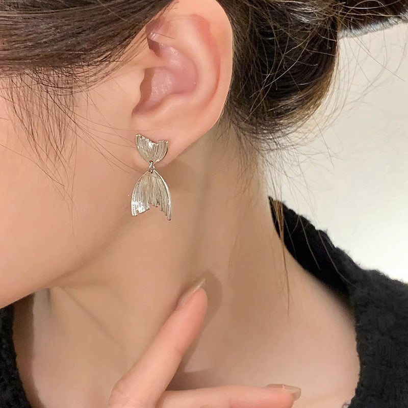 925 Sterling Silver Mermaid Tail Stud Earrings - White Gold & Gold Plated Minimalist Earrings for Women