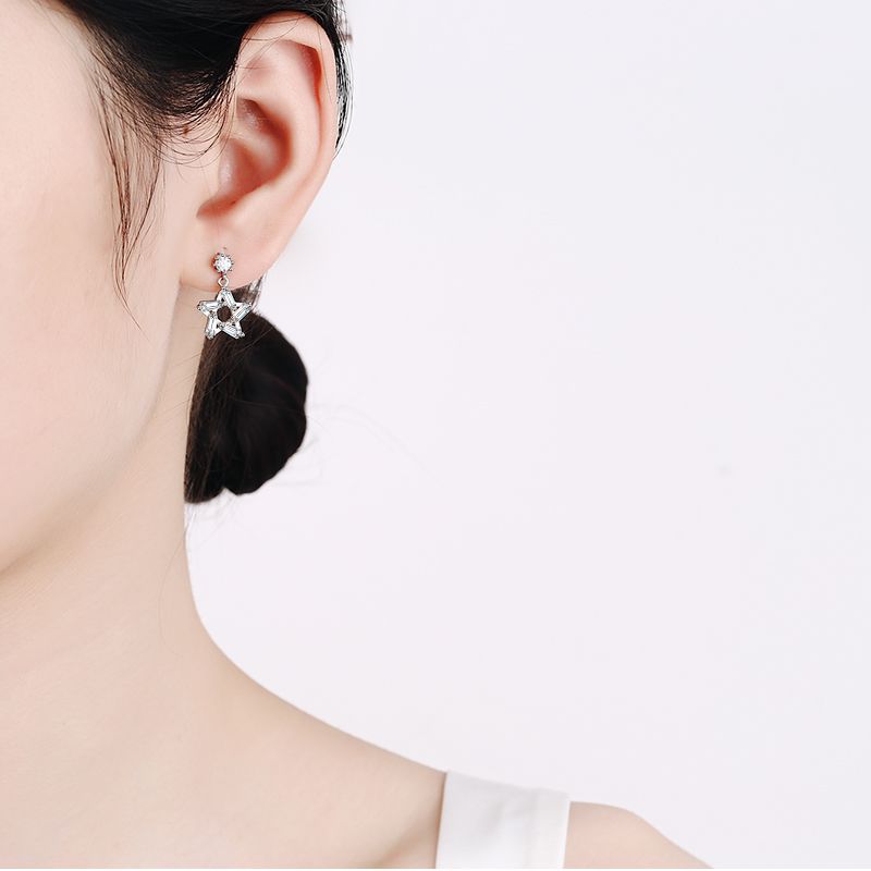925 Sterling Silver Minimalist 0.2ct Moissanite Stud Earrings - Delicate Leaf Design with Rose Motif