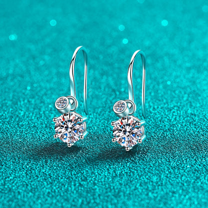 925 Sterling Silver Minimalist Wave Stud Earrings with Moissanite – Elegant & Stylish for Women