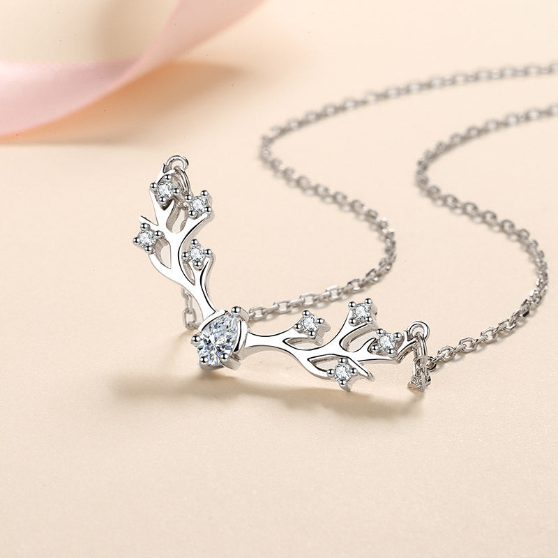 925 Sterling Silver PT950-Plated Deer Pendant Necklace - 0.35CT Moissanite Romantic Valentine's Gift