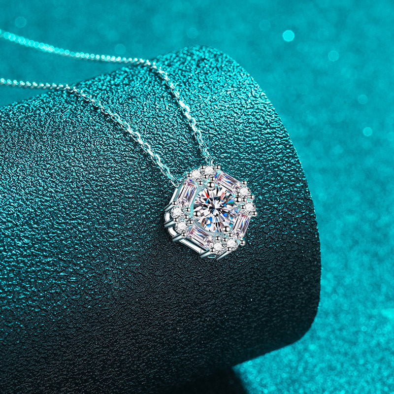925 Sterling Silver PT950-Plated Square Pendant Necklace - 1.62CT Moissanite Luxury Collarbone Chain