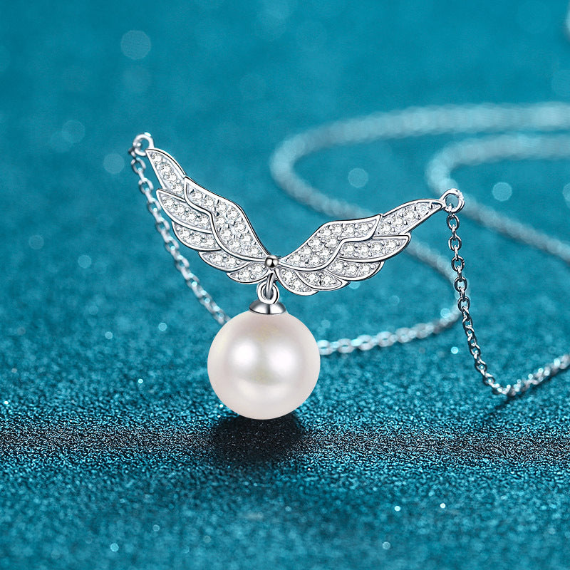 S925 Sterling Silver PT950 -Plated Angel Wing Necklace - 75-Point Moissanite & 10-11mm Pearl Bee Motif Choker