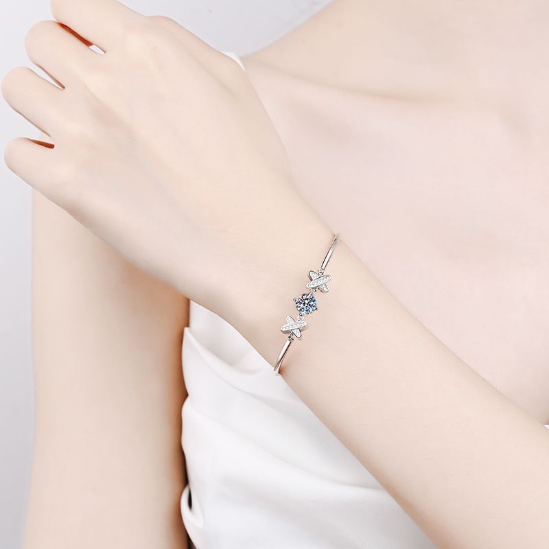 Minimalist Chinese Cloud 5-Layer Rhodium Plated Bracelet - 1ct Moissanite or 6.5mm Zircon Floral Design