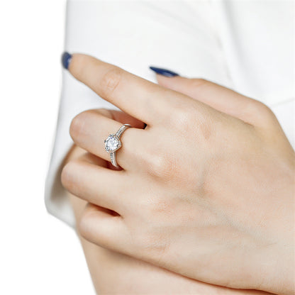 925 Sterling Silver Solitaire Zircon Ring - Minimalist Heart-Shaped Engagement Jewelry