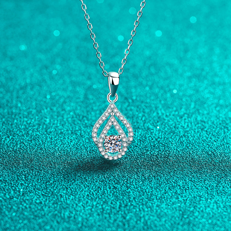 925 Sterling Silver Teardrop Openwork Pendant Necklace - 0.3CT Moissanite Minimalist Chain